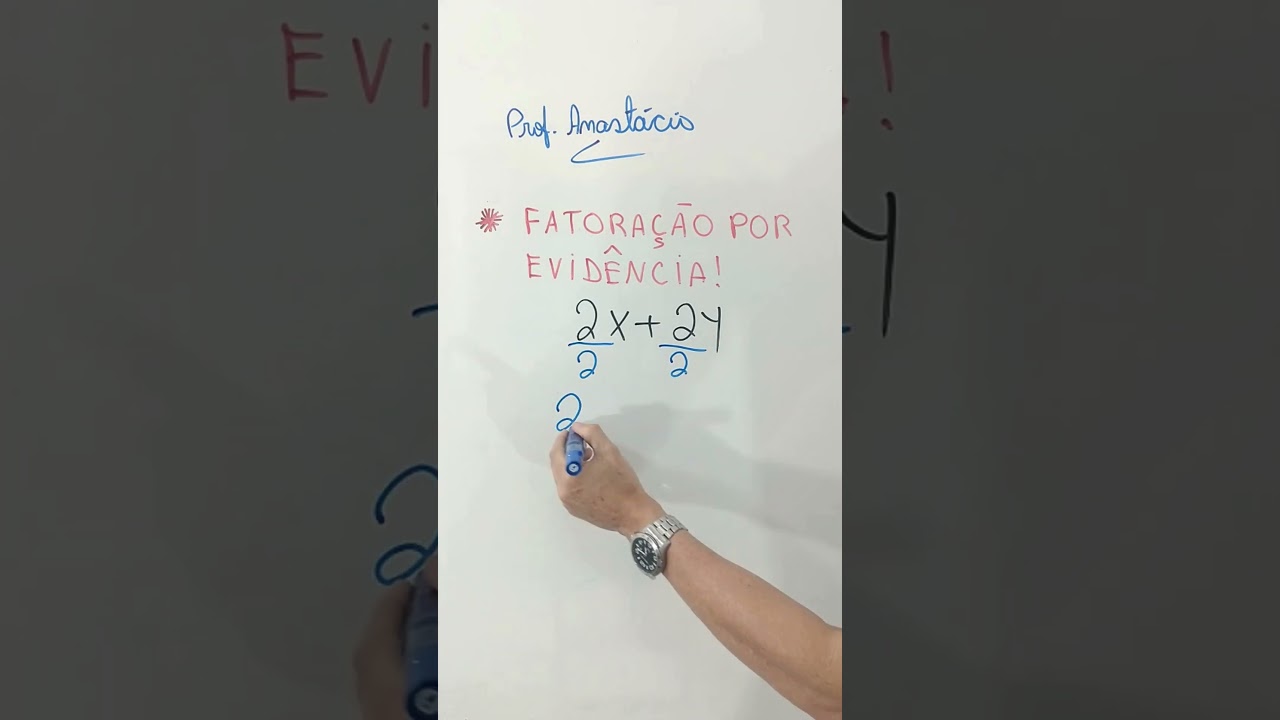 Fatoração por Evidência: Como Simplificar Expressões com Fatores Comuns 💡