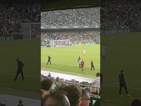 Sergi Darder se marcha felicitado por Jagoba Arrasate! Betis-Mallorca. 23-09-24 #rcdmallorca