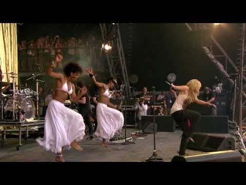 Shakira - Waka Waka (Live Glastonbury 2010)