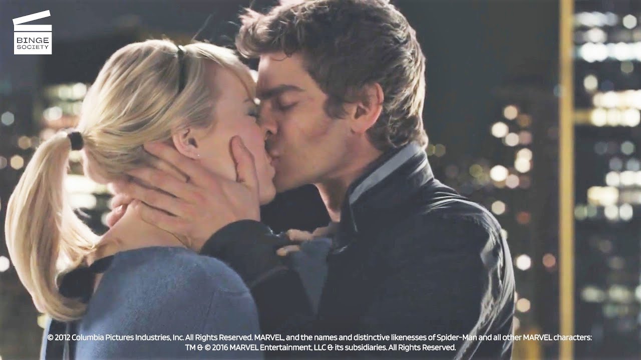 The Amazing Spider-Man: Peter Reveals His True Identity to Gwen 🌆 (HD Clip)