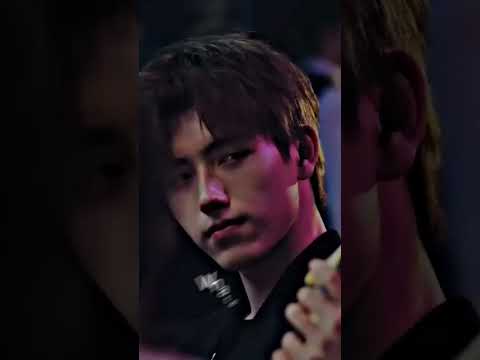 stop looking at me with those eyes 🥵💞#edit#lighter and princess #li xun#zhu yun