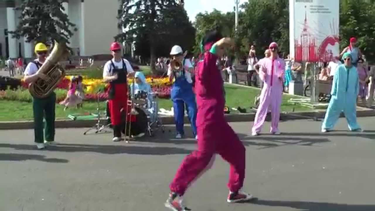 Владислав Киракосян — Искусство импровизации на празднике 🎉