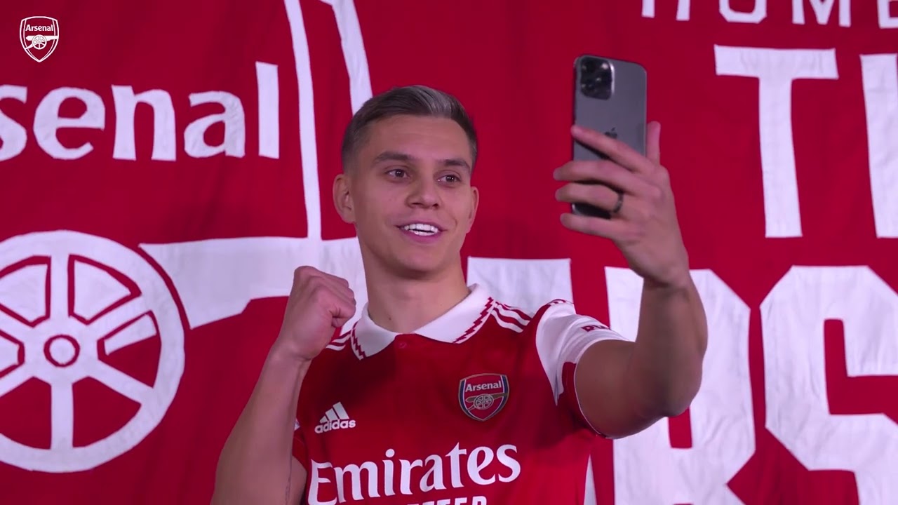 Leandro Trossard's Exciting First Day with Arsenal ⚽