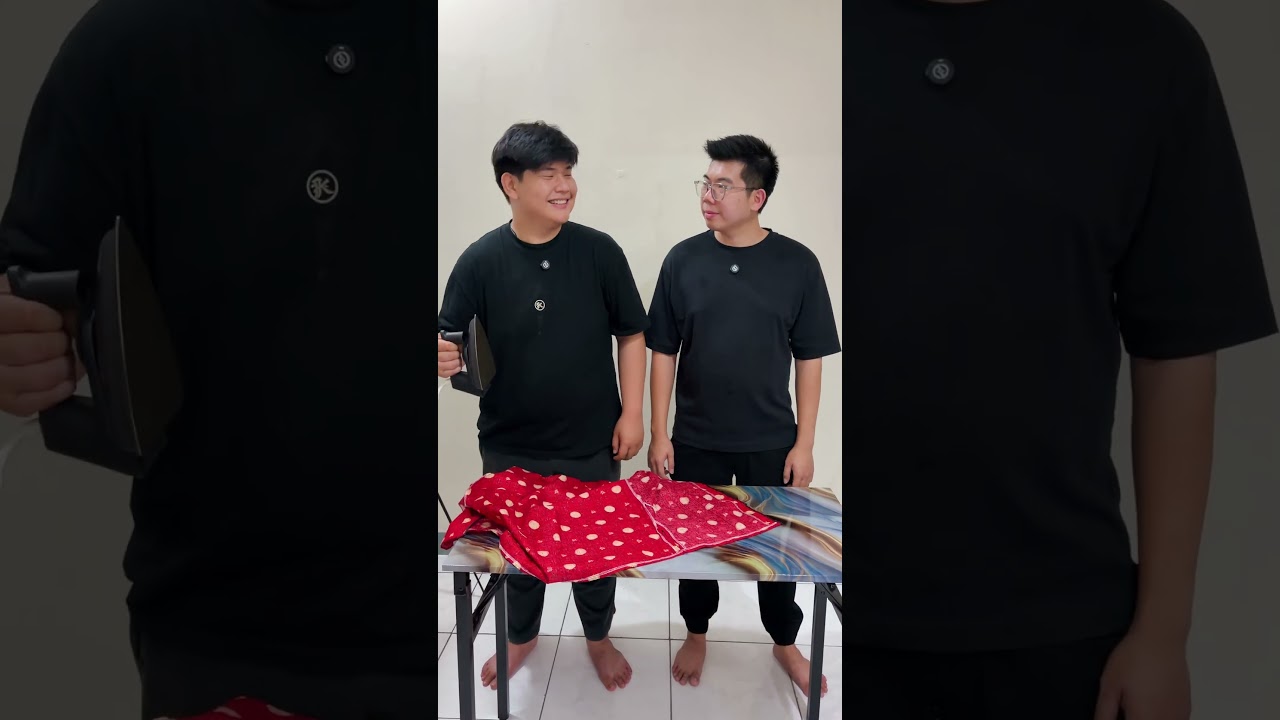 Belajar Teknik Menyetrika Pakaian π