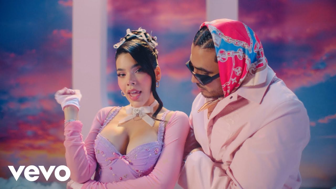 Kenia Os y Álvaro Díaz - Bobo (Video Oficial)