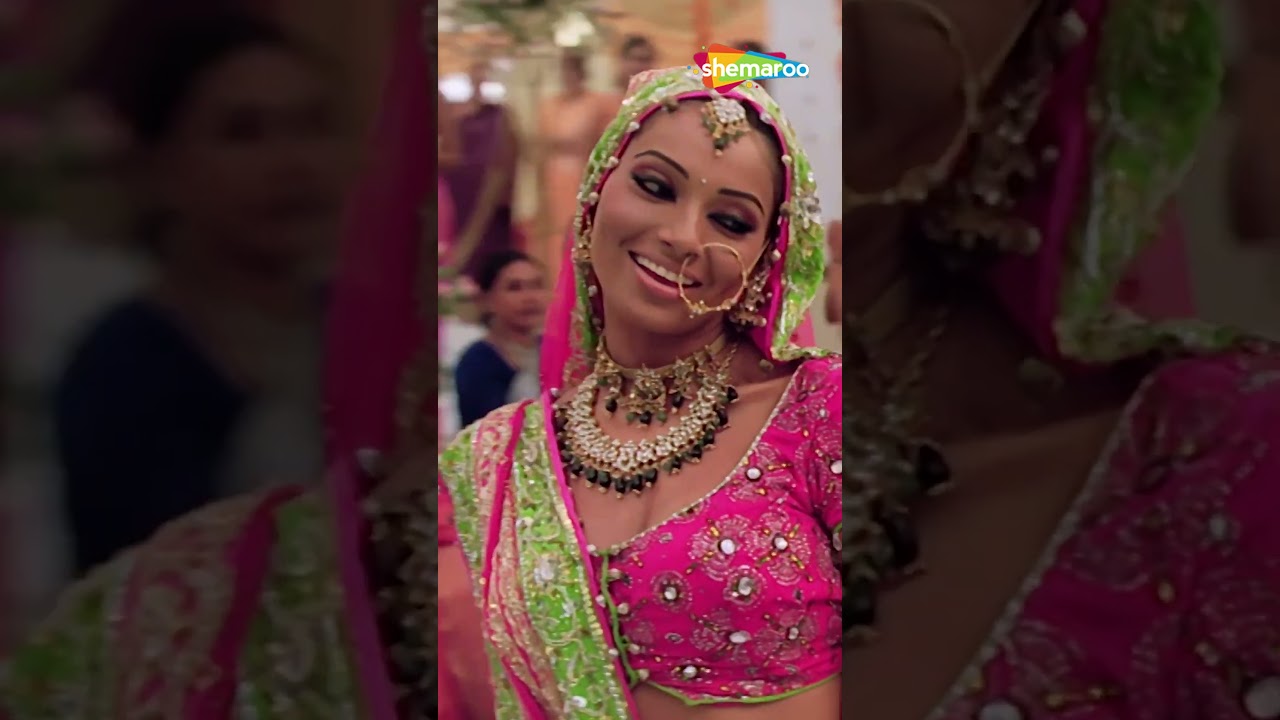 Teri Dulhan Sajaoongi | Barsaat (2005) | Priyanka & Bipasha