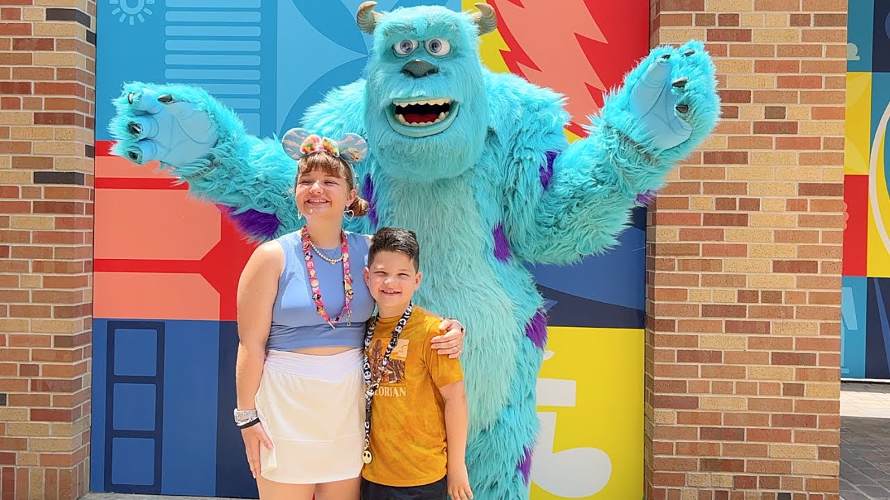 Caleb's Magical Day Meeting New Disney Friends! ✨