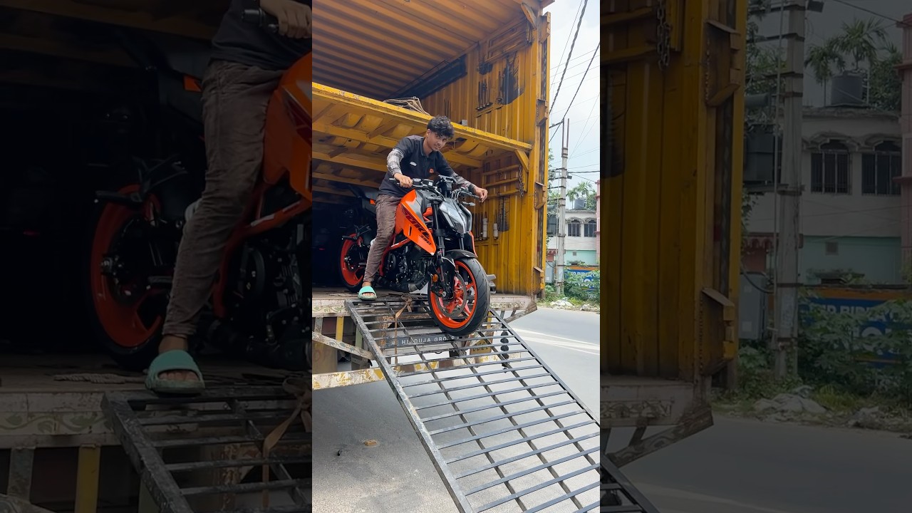 🔥 Discover the KTM Duke 390: The Ultimate Riding Experience!