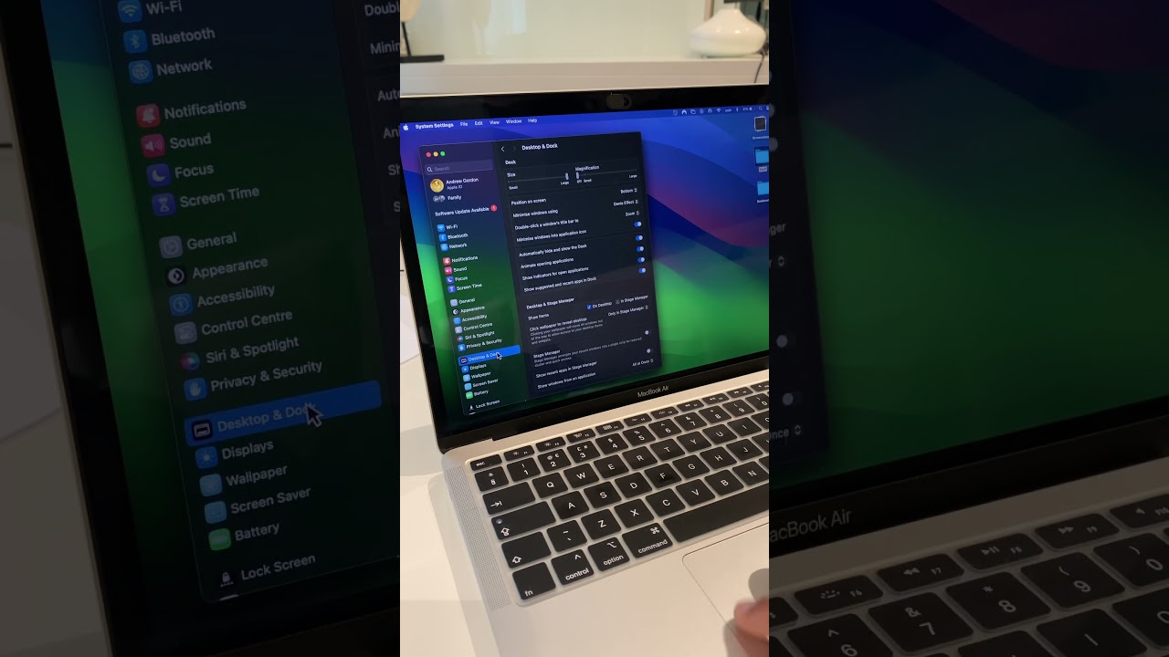 Easy Guide to Hide Desktop Icons on Your MacBook 🖥️