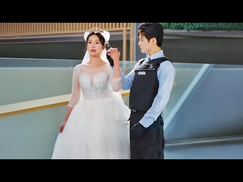 بتقابل حارس امن في طريقها وهي بتهرب فبتجبره يتجوزها عشان متتجوزش عريسها العجوز ملخص كامل