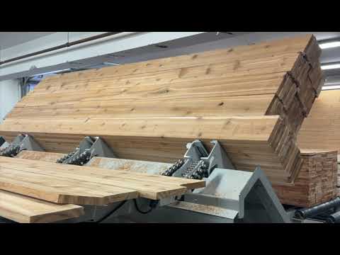 Výroba palubek ze západního červeného cedru