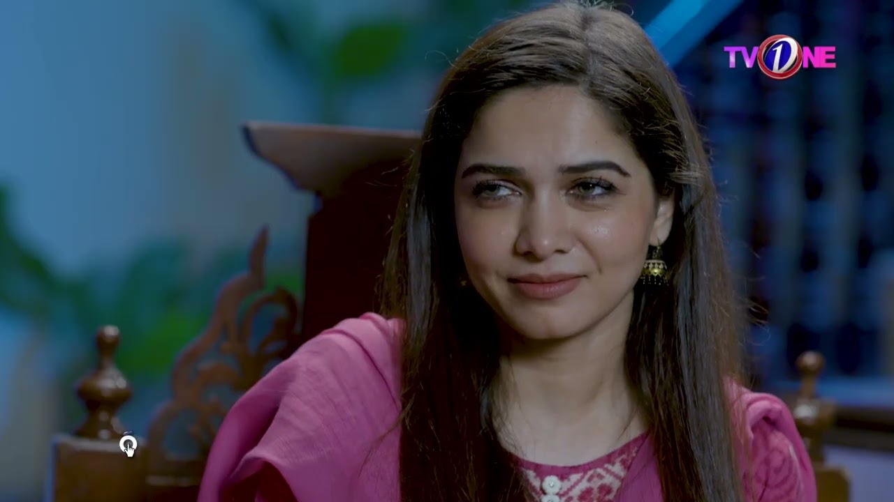 Fazyla Laasharie: 6-Inch Phone, World Inside & Love Songs πΆ | Fahima Awan