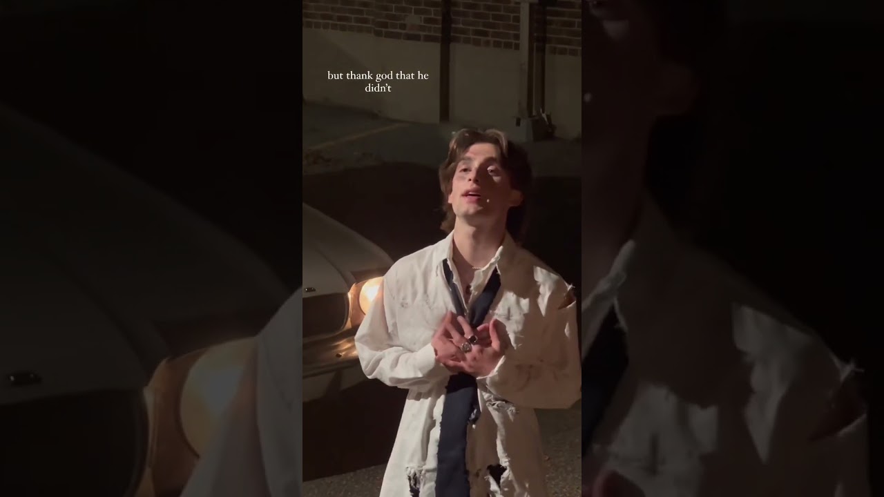 if you haven’t listened to the deluxe version of #JohnnyOrlando’s debut album, this is your sign 🪧✨