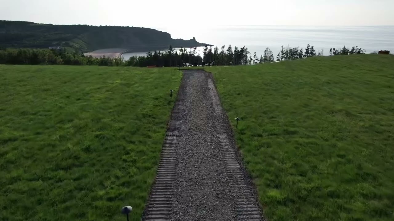 Beach Path Takeoff at Ridge On The Chimney 🌅