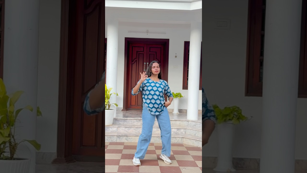 Chenthamarapoovin Kannalle ❤️ | Stunning Dance & Full Song | Anju Vinod & Ramulo Ramulaa #Shorts