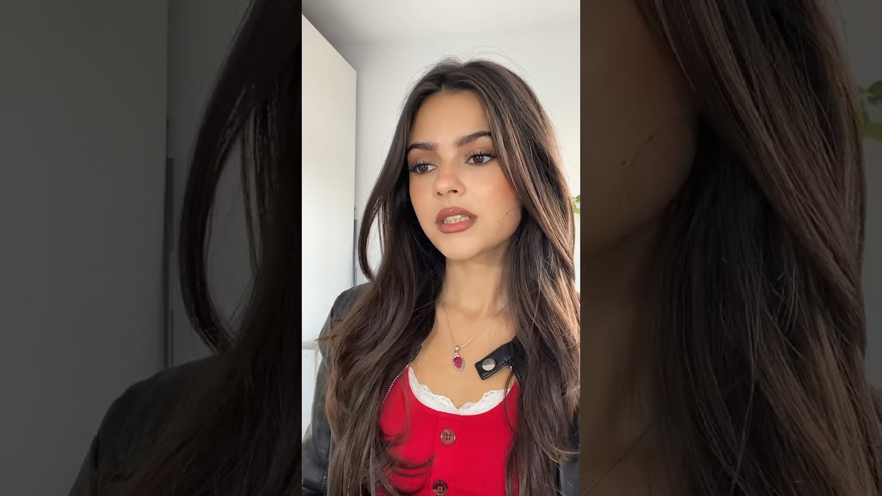 Discover Elena Gilbert's Journey in The Vampire Diaries 🧛‍♀️