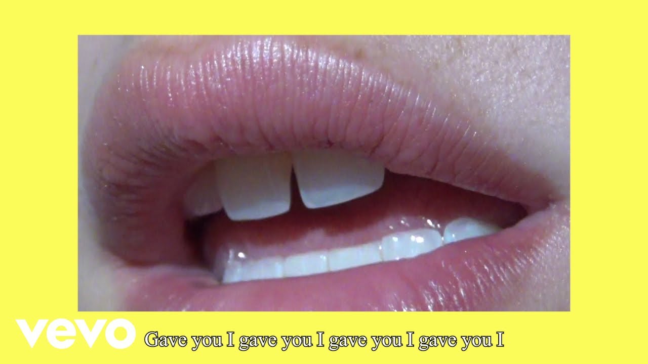 Gracie Abrams - Gave You I Gave You I (Official Lyric Video)