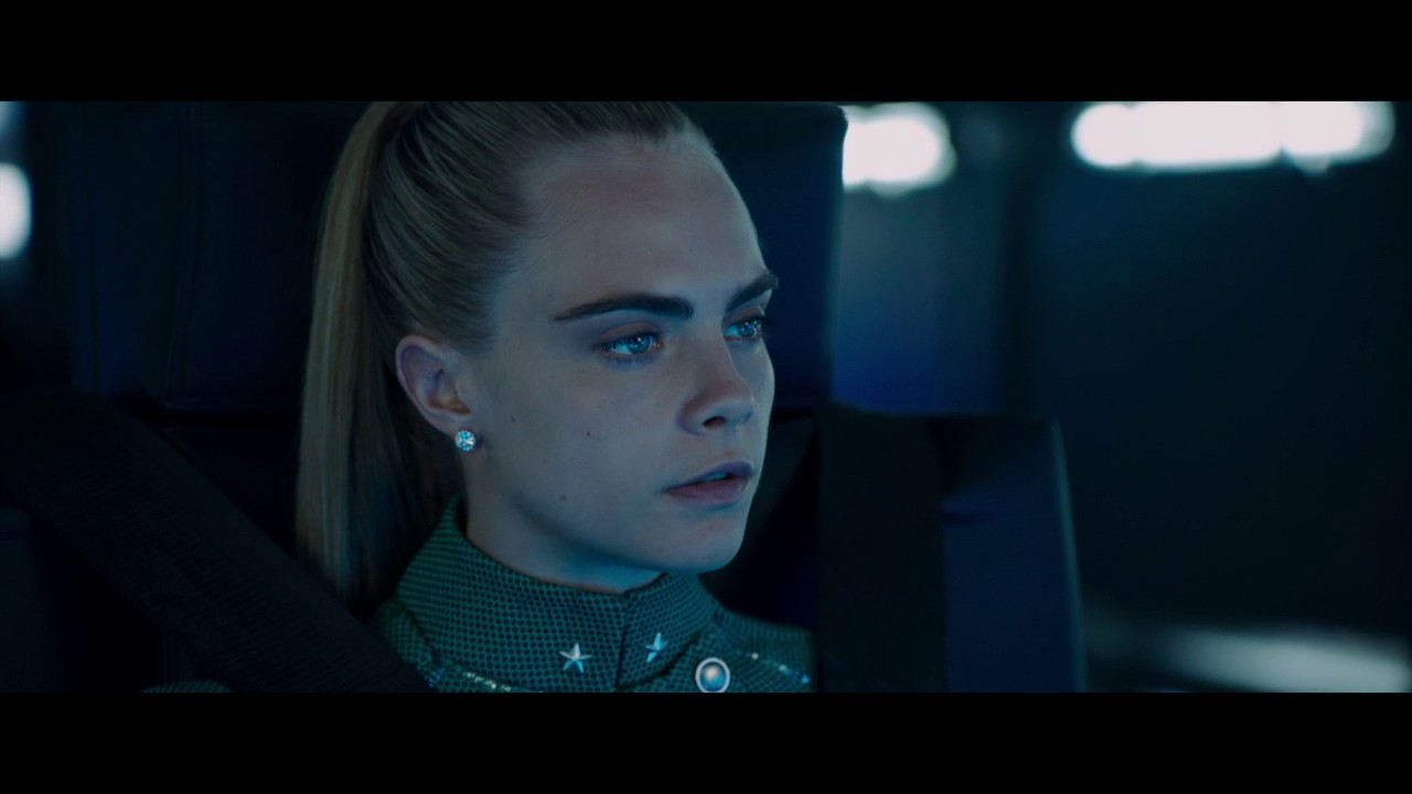 Valerian & the City of a Thousand Planets Clip 🌌
