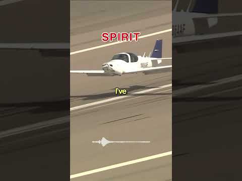 Spirit Pilot Lands WITHOUT Landing Gear 😱