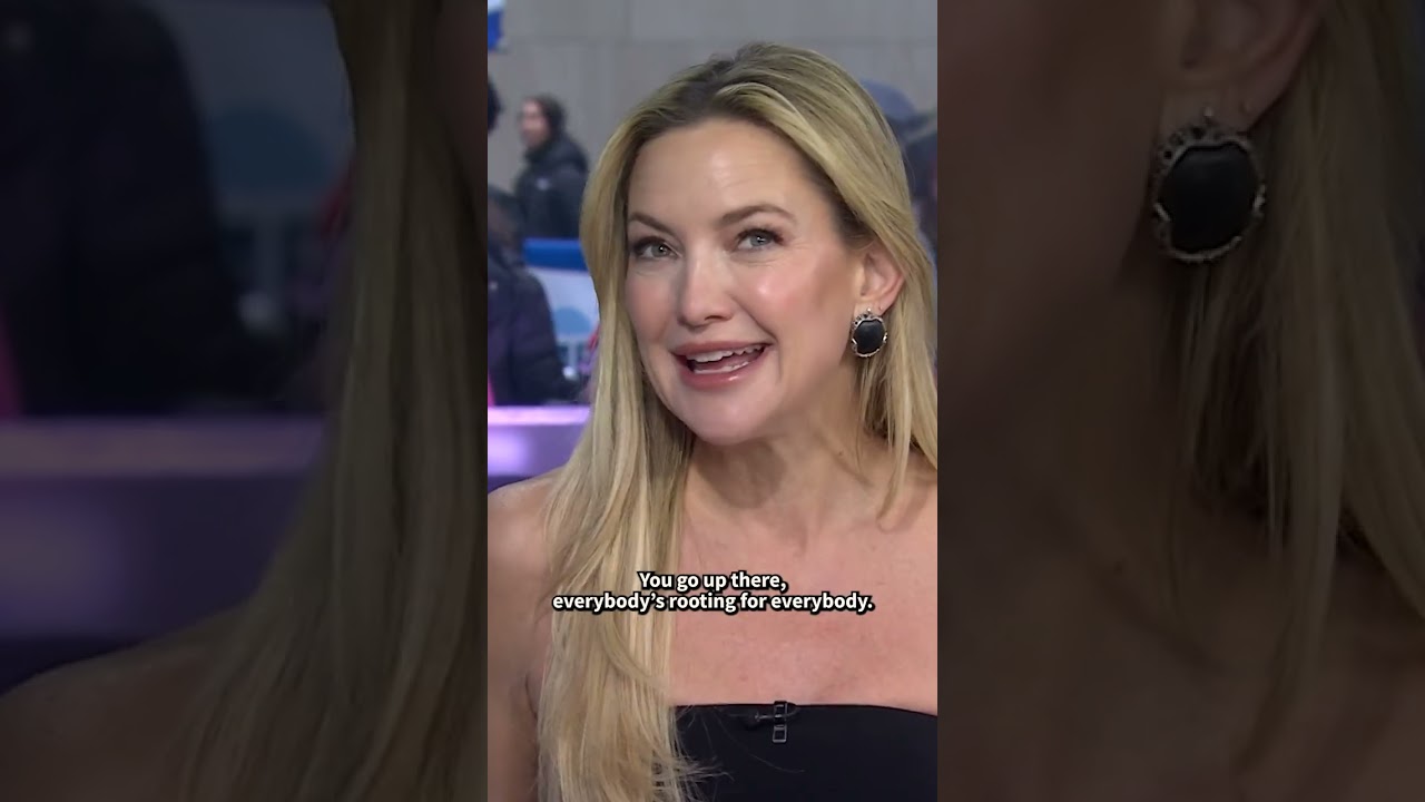 Kate Hudson on 2026 Oscar Nominees Group Photo 😊