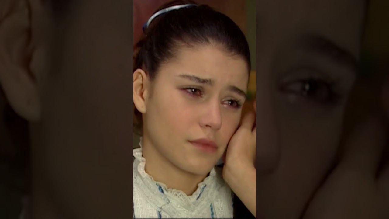 ¿Por qué lloras? Él también te ama ❤️ | Tiempos Pasados | Hatırla Sevgili #shorts