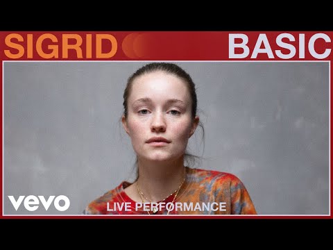 Sigrid - Basic (Live Performance) | Vevo