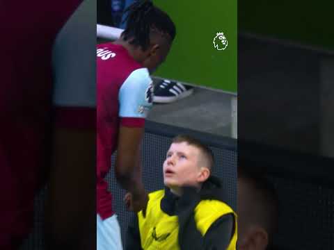 You can’t sit there mate 🤣