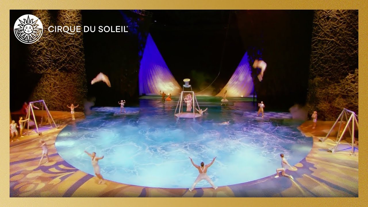 Stunning Diving Skills by Cirque du Soleil π
