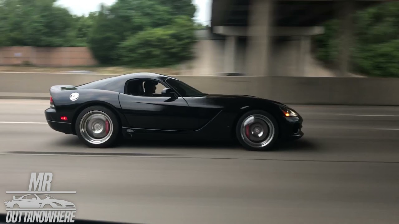 Epic Dodge Viper SRT10 Exhaust Sound & Flyby! 🚗🔥