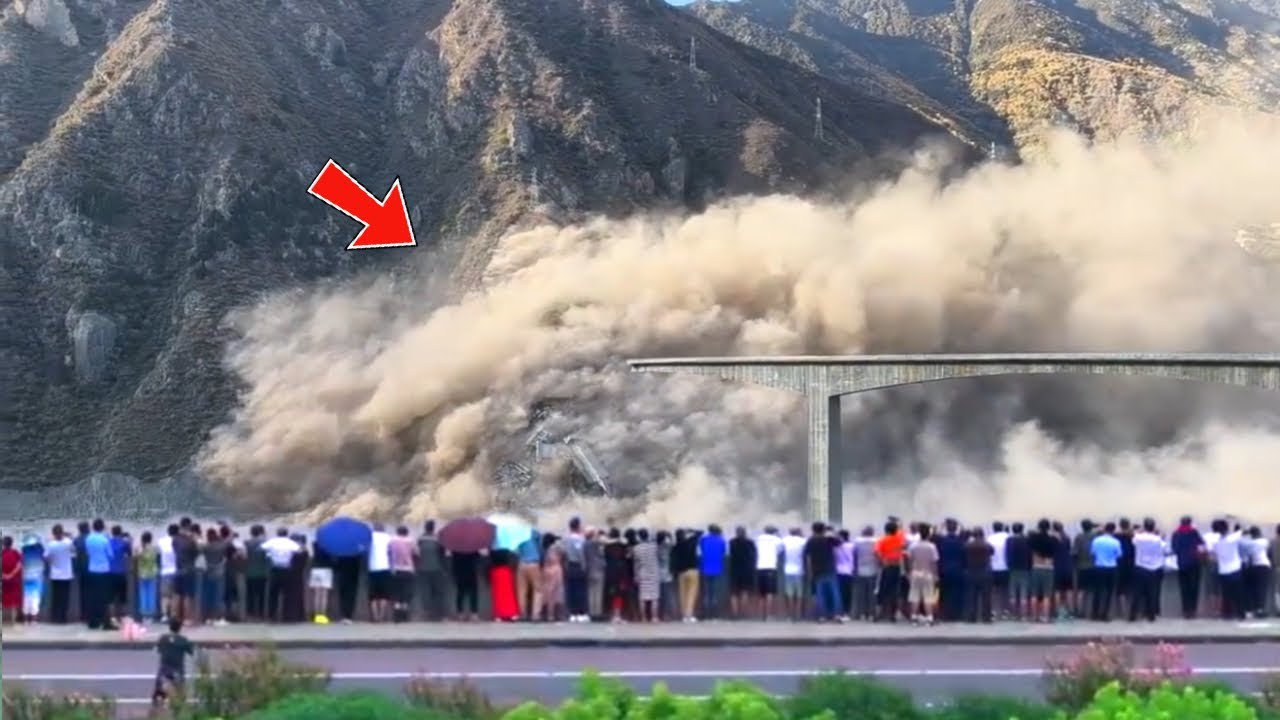 Hongqi Bridge in Sichuan Collapses After Completion 🏗️