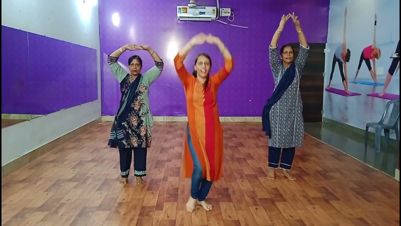 Learn Easy Wedding Dance Steps to Wow Your Guests 💃 | Bole Chudiyan & More