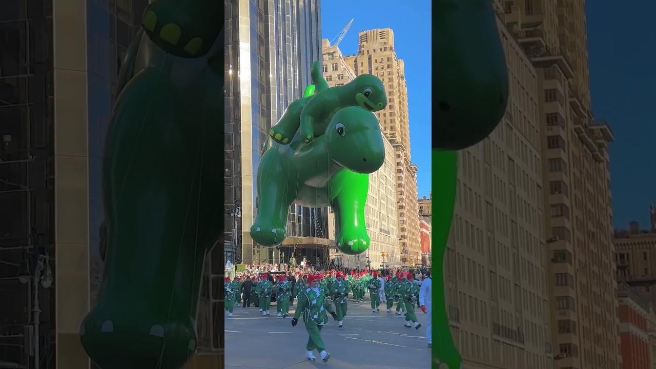 Macy’s Thanksgiving Parade 2023 in NYC 🎉