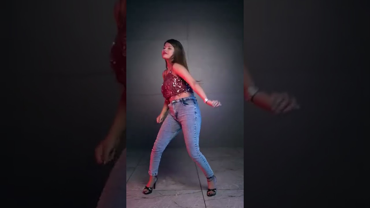 Govinda-Style Dance by Anjali Chaudhary 💃 | Trending Short Video