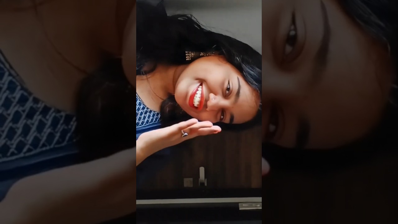 🔥 Discover the Hottest Khandeshi Song with Vinod Kumavat & Shravani More! 🎶