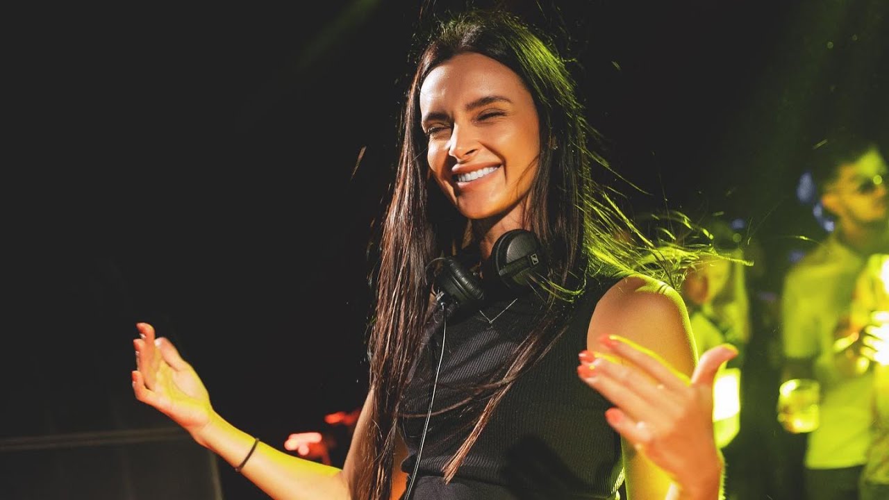 Retro Remix 70s–90s | Ultimate DJ Dance Classics 🎶