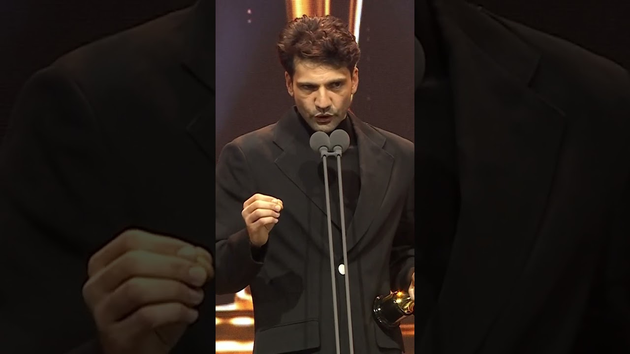Kaan Urgancıoğlu Thanks Ali Bilgin for Award Support! ❤️