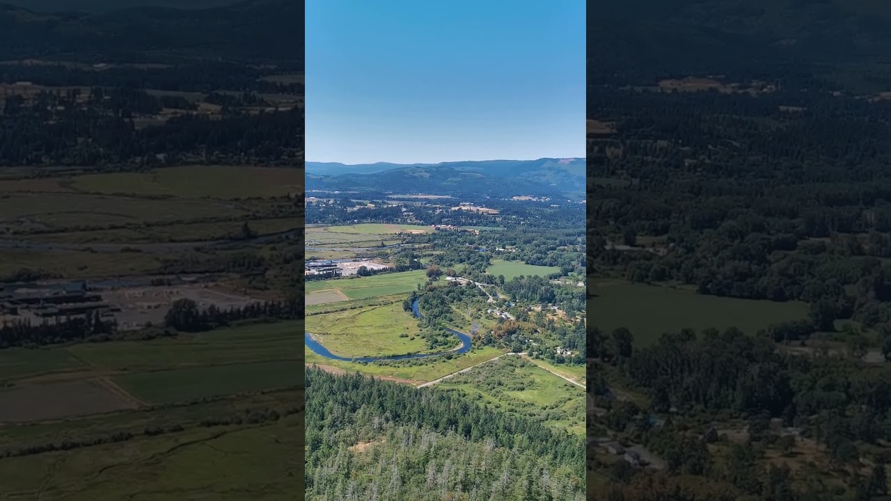 Cowichan Valley: Scenic View from the Top π
