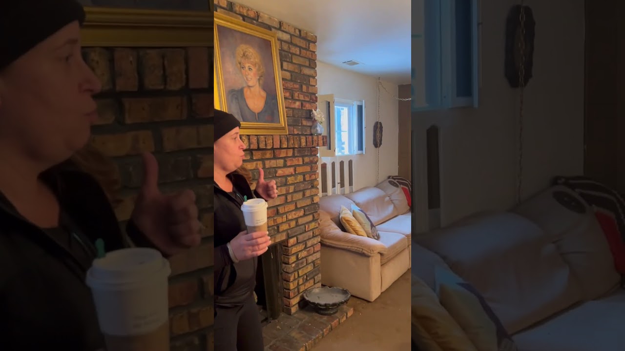 Vintage Clothing & Mid-Century Finds at January 27 Estate Sale 👜