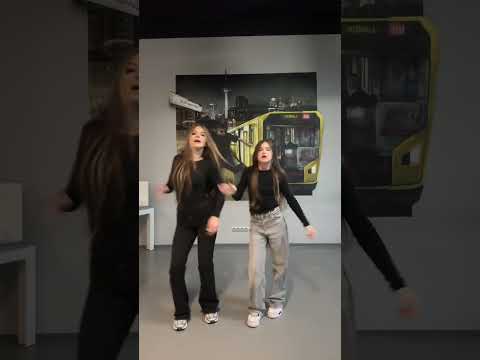 Cooking with kya 🤪 | @𝐙𝐀𝐇𝐈𝐃𝐄#short#short#este_fanija