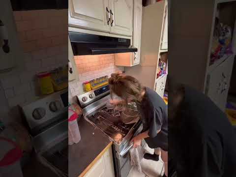 Check bio! 14 #clean #cleaninghacks #cleantok #professionalcleaners #cleaningtips #organization #diy