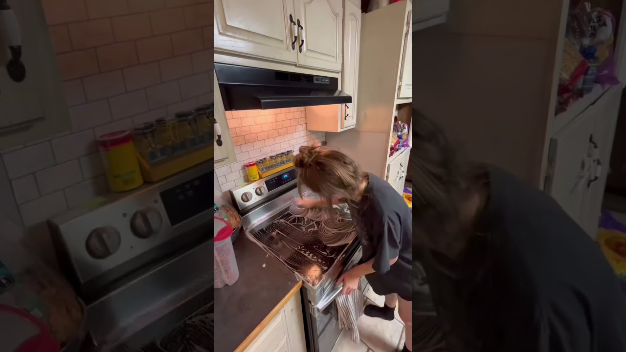 Discover Expert Cleaning Tips & Hacks for a Spotless Home 🧼