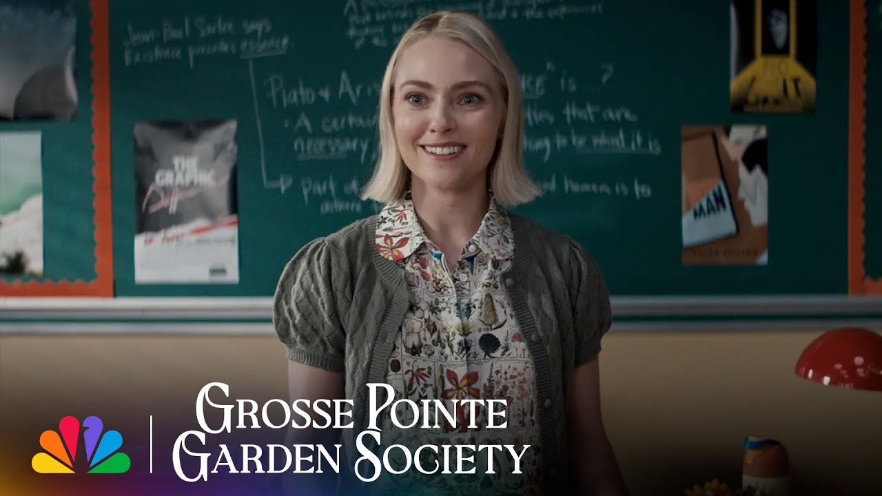 Alice Faces Student Challenge in Grosse Pointe Society 🌸