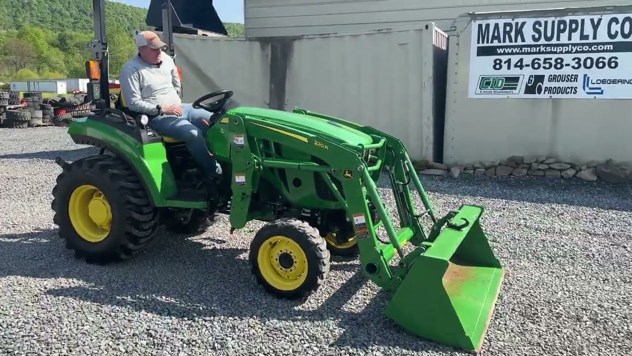 2019 JOHN DEERE 2032R For Sale