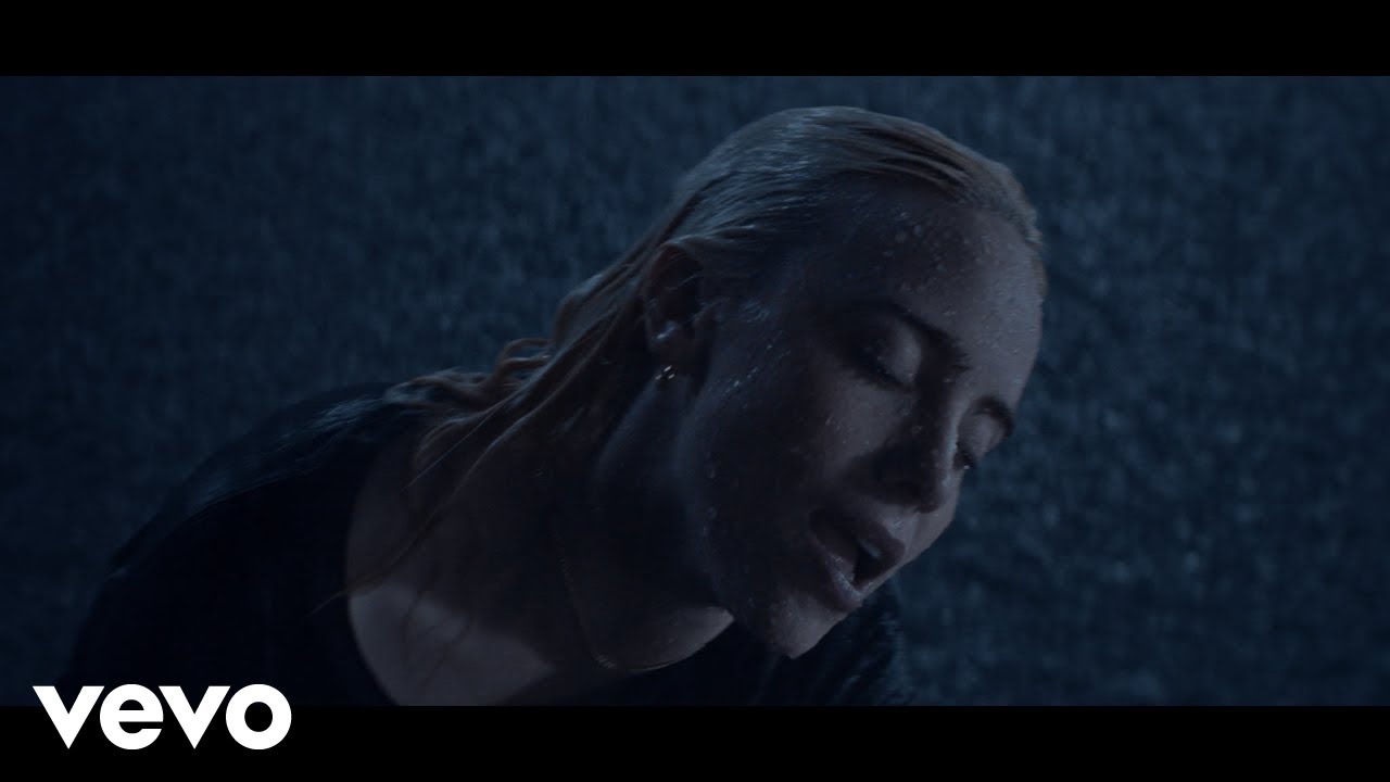 Billie Eilish's 'Happier Than Ever' Official Music Video 🎶