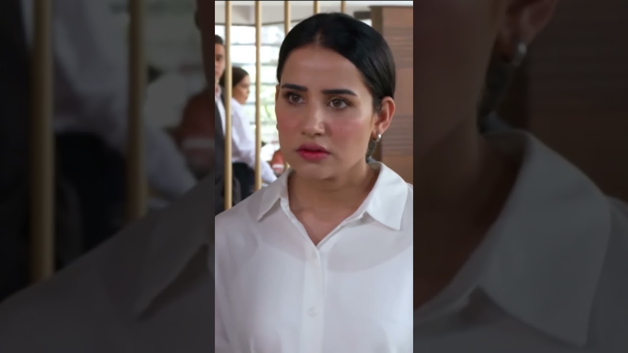 Kocasının Eski Sevgilisini Rezil Etti - Nefes - Siyani | Pakistan Dizisi 32. Bölüm 💓💫
