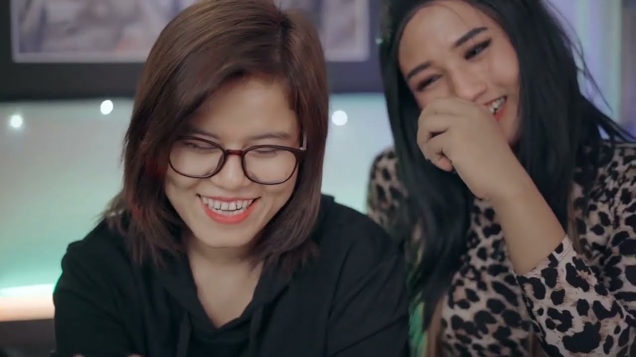 🎶 Mi Phoo's New Single 'I'm Single' – Celebrate Independence with This Catchy Music Video!