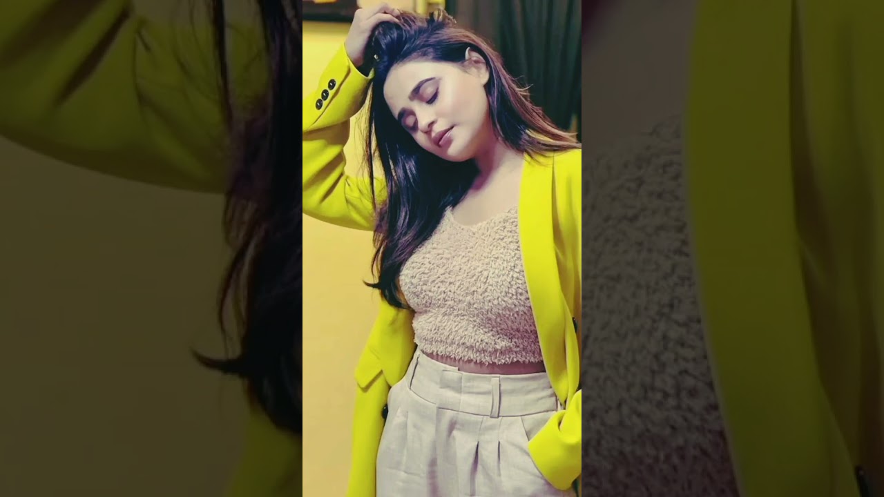 Fazyla Laasharie: Stunning Photos of TV Actress & Top Model 📸