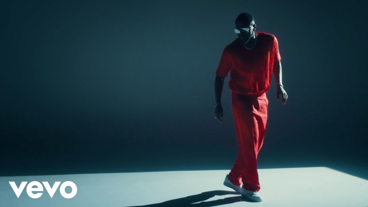 Kizz Daniel - Oshe (Official Video) ft. The Cavemen