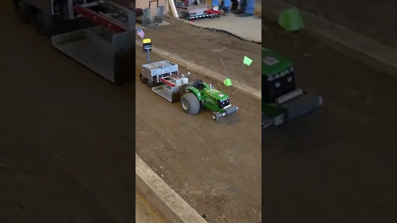 RC John Deere Tractor Pulling at The King of Spring II π