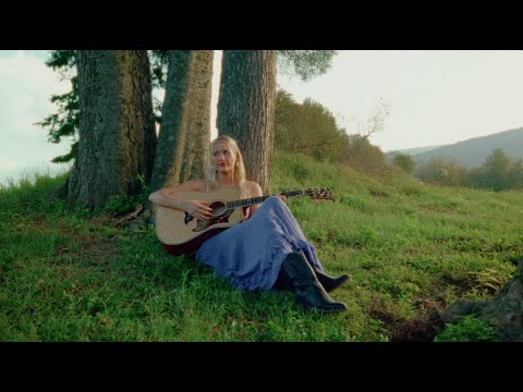 Elizabeth Nichols - Tough Love (Official Lyric Video)